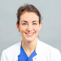 Portraitbild von Dr. Helena Guerreiro aus der Diagnostischen und Interventionellen Neuroradiologie