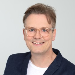 Portrait von Prof. Dr. Matthias Kneussel