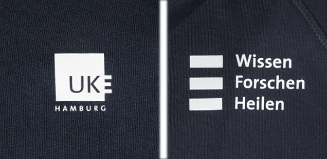 Aufdruck Kapuzenjacke, blau w/m aus der UKE-Merchandising-Kollektion